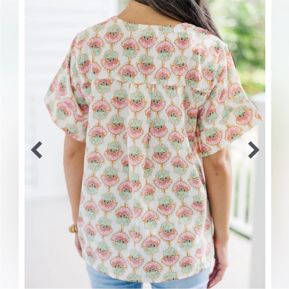 entro Plus Size 1X Top Dreaming In Detail Cream White Printed‎ Blouse Floral - Picture 2 of 8